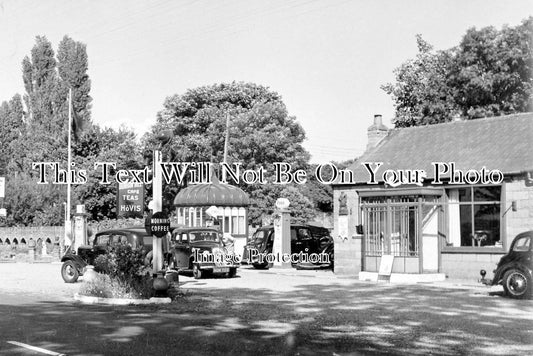 CH 487 - Dunham Cafe & Petrol Station, Cheshire