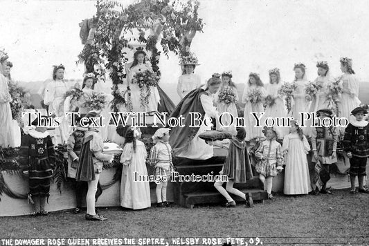 CH 875 - Dowager Rose Queen & Sceptre, Helsby Rose Fete, Cheshire 1909
