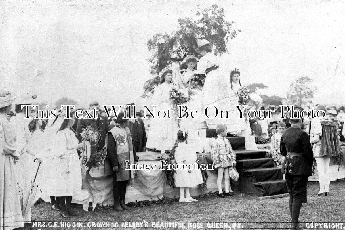 CH 882 - Mrs Higgins Crowning Rose Queen, Helsby Rose Fete, Cheshire 1905