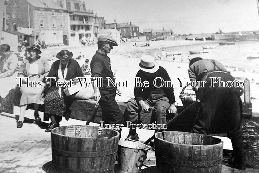 CO 1 - Fishermen In St Ives, Cornwall
