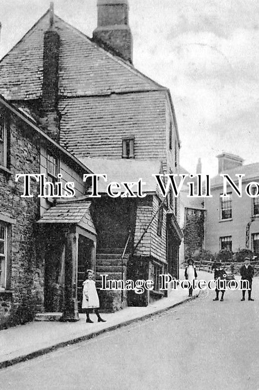 CO 1012 - Old House, Church Street, Liskeard, Cornwall c1909