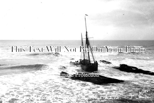CO 1213 - Eliyabeth Undder Summerlease Point, Bude, Cornwall c1912