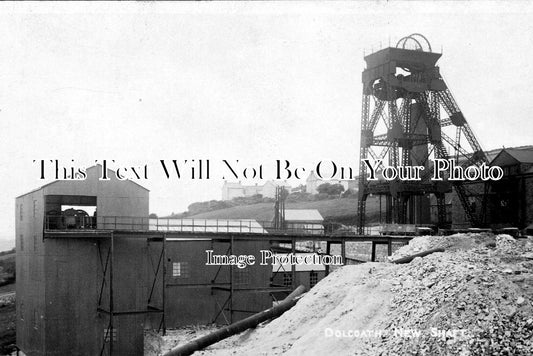 CO 147 - Dolcoath Mine Shaft, Cornwall c1912 Mining