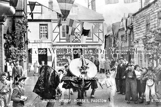 CO 2117 - Junior Hobby Horses, Padstow, Cornwall