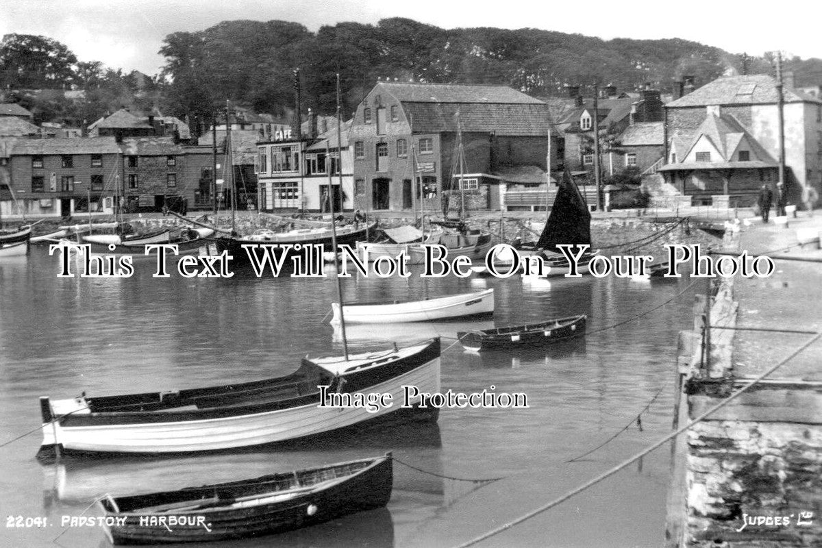 CO 2768 - Padstow Harbour, Cornwall