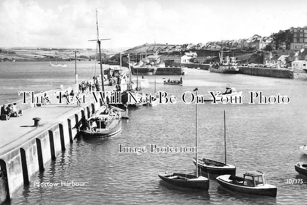 CO 2842 - Padstow Harbour, Cornwall