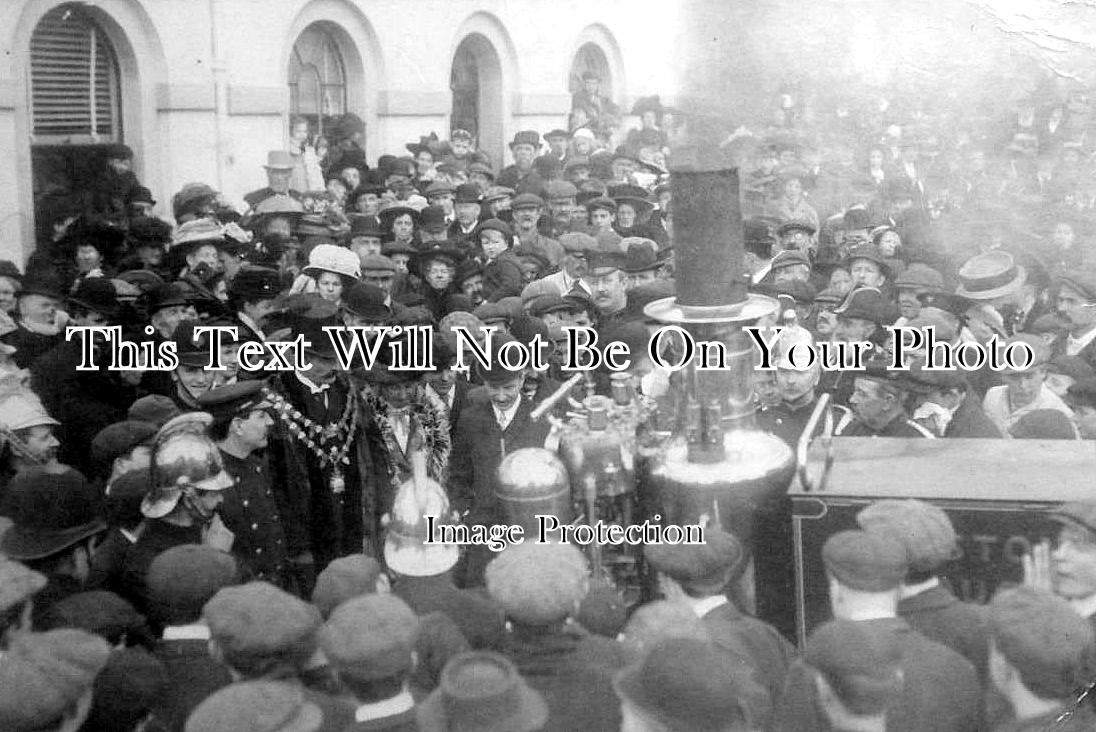 CO 2997 - Helston Fire Engine With Mayor, Cornwall