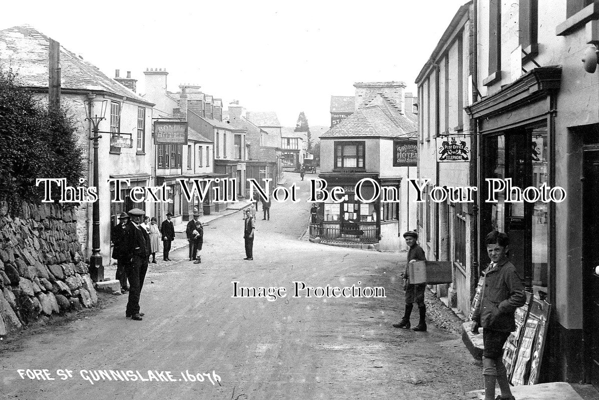 CO 3014 - Fore Street, Gunnislake, Cornwall c1920