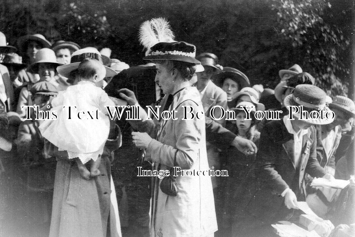 CO 3037 - Tregolls Baby Show, Cornwall 1921