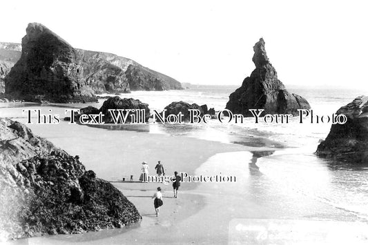 CO 3107 - Queen Bess Rock, Bedruthan Steps, Cornwall