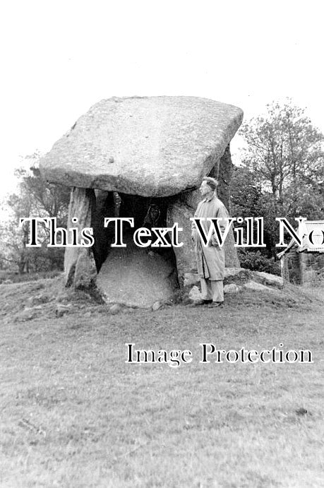 CO 3347 - Trevethy Quoit Stone, Liskeard, Bodmin, Cornwall c1939