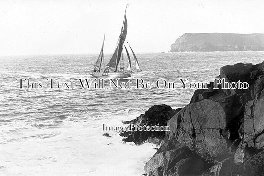 CO 3760 - Entrance To Padstow Harbour, Cornwall
