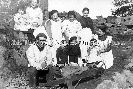 CO 3795 - Nicky Telling Fairy Tales, Bragg, Cornwall