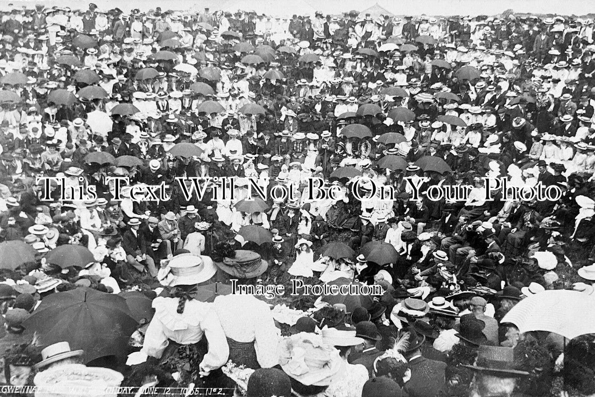 CO 3802 - Gwennap Pit, Whit Monday, Cornwall 1905