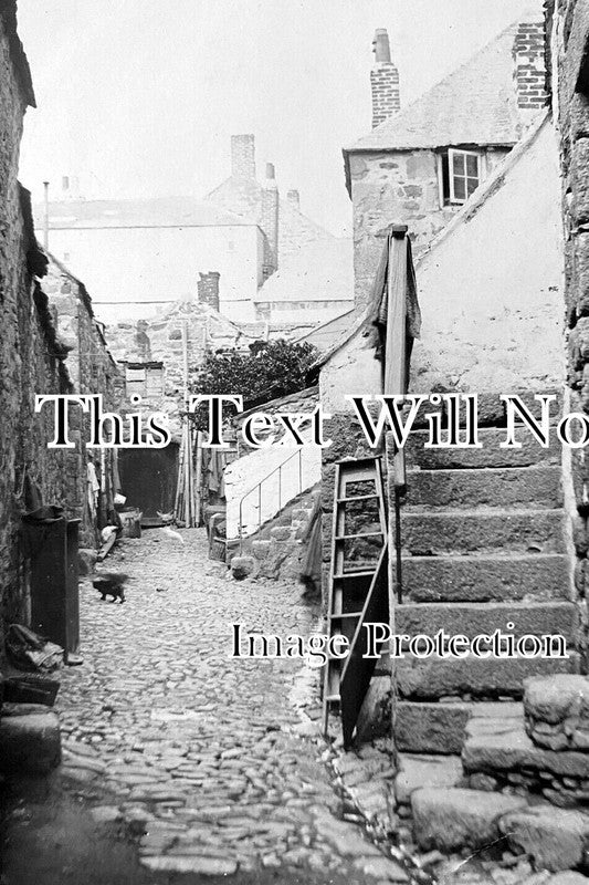 CO 3999 - Back Street, St Ives, Cornwall c1906