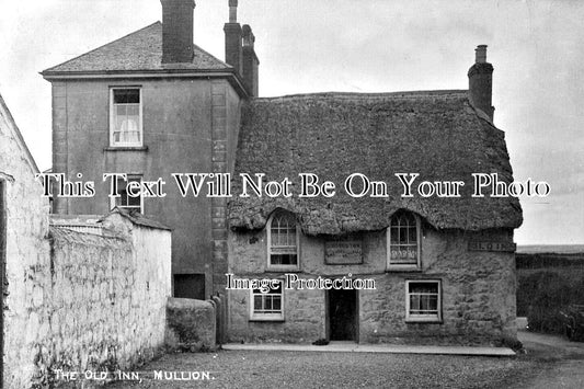 CO 4159 - The Old Inn  Pub, Mullion, Cornwall