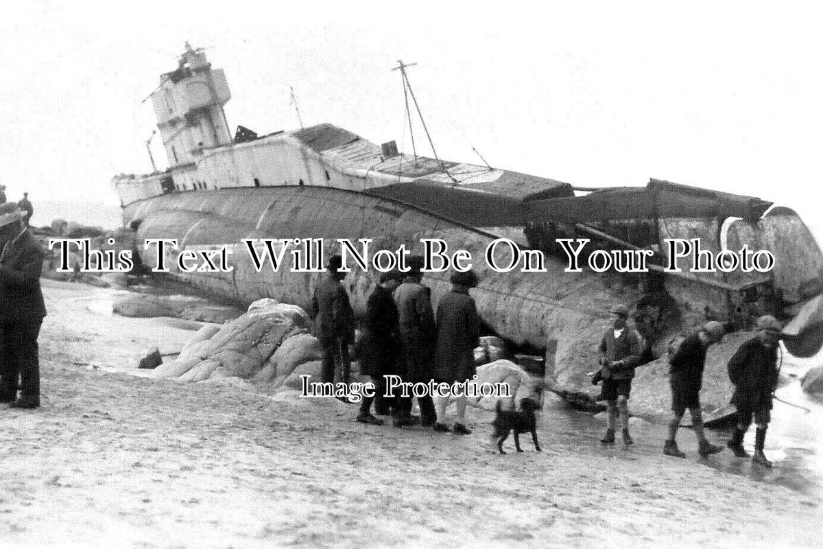 CO 4253 - Submarine L1 Wrecked, Porth Nanven Cape Cornwall