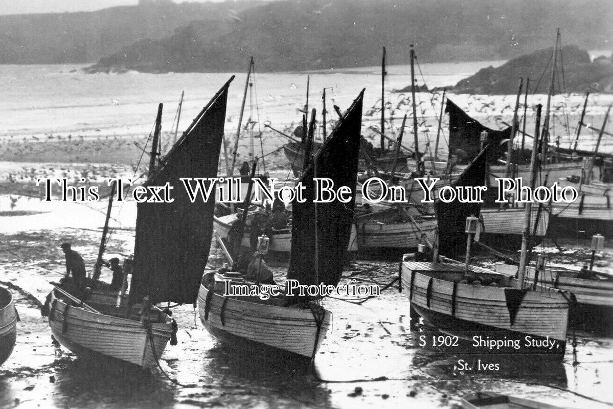 CO 4307 - Shipping Study, St Ives, Cornwall