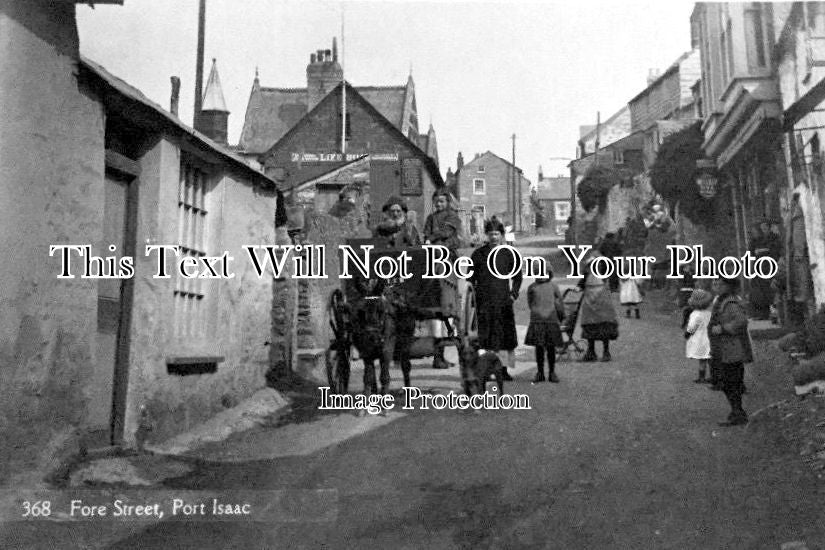 CO 480 - Pony & Trap, Fore Street, Port Isaac, Cornwall c1927