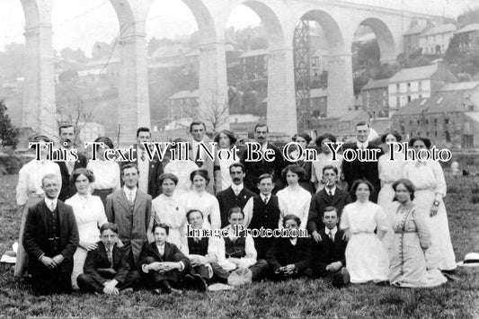 CO 55 - Group At Calstock Bridge, Devonport, Plymouth, Cornwall Wedding