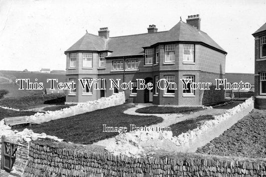 CO 689 - Trevone Houses, Cornwall