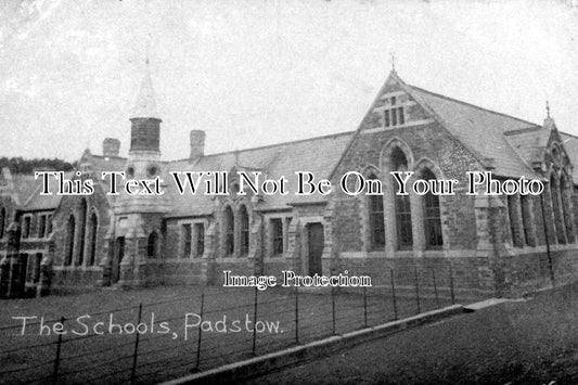 CO 9 - The Schools, Padstow, Cornwall
