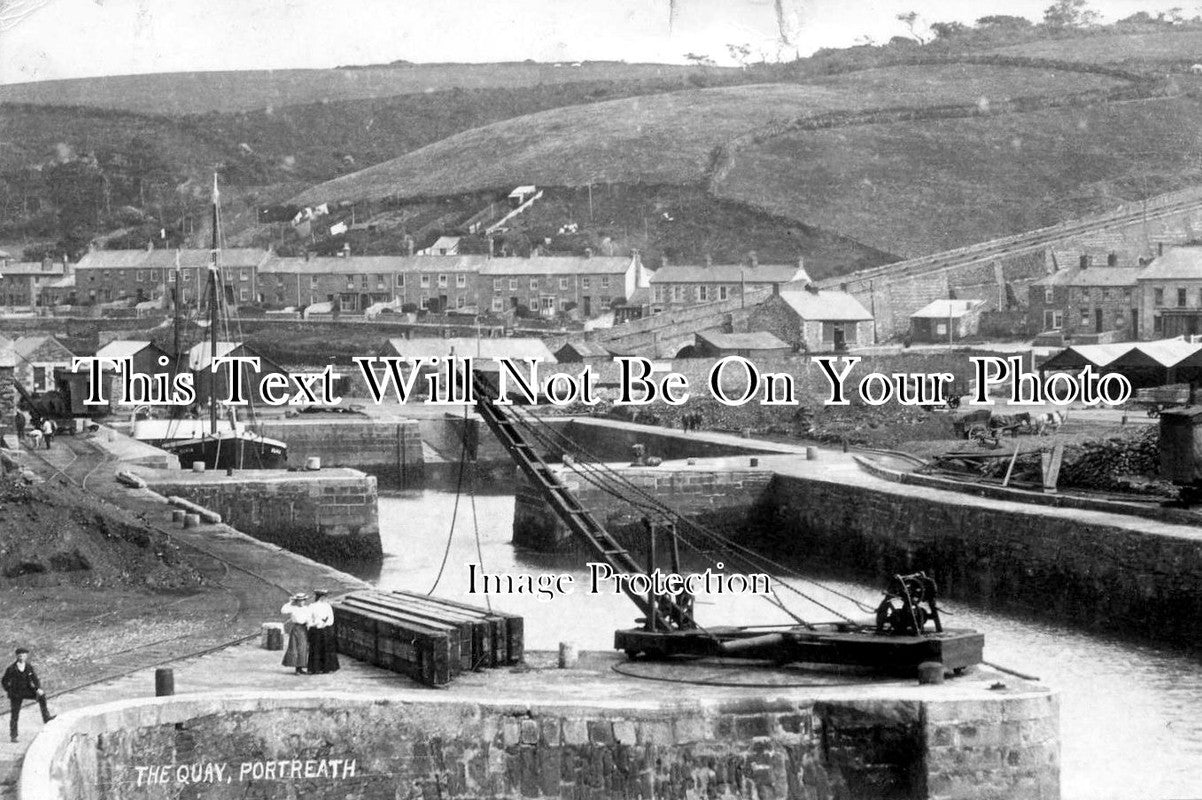 CO 914 - The Quay, Porthreath, Cornwall