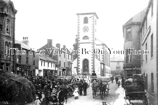 CU 1098 - Town Hall & Market Place, Keswick, Cumbria