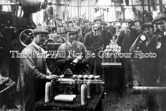 CU 1293 - First Worl War Munitions Factory Workers, Carlisle, Cumbria