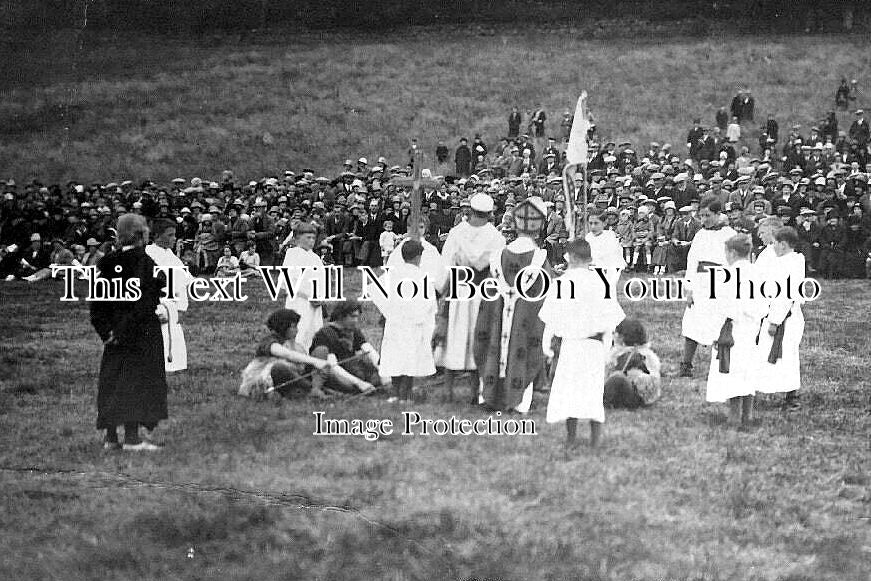 CU 1380 - St Ronan Monks, Carlisle Pageant, Cumbria