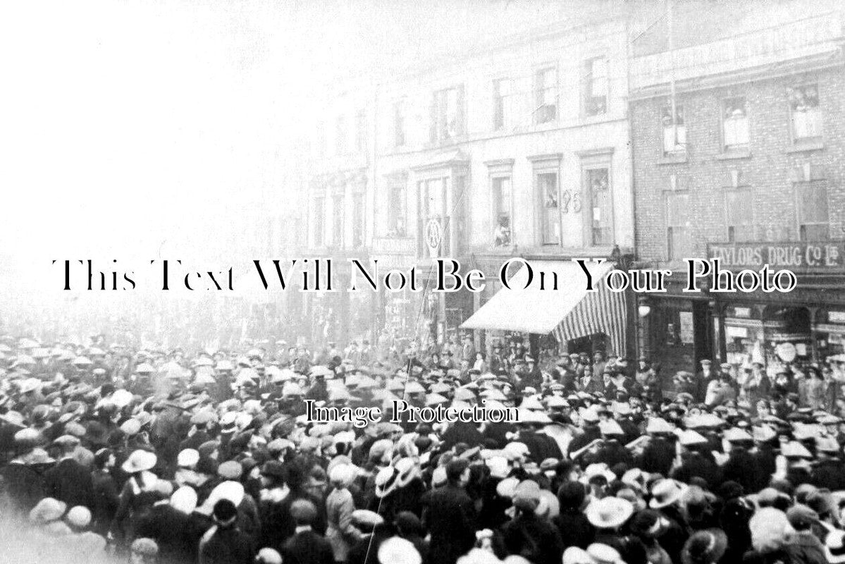 CU 1494 - Italians Passing Through Carlisle, Cumbria 1919 WW1