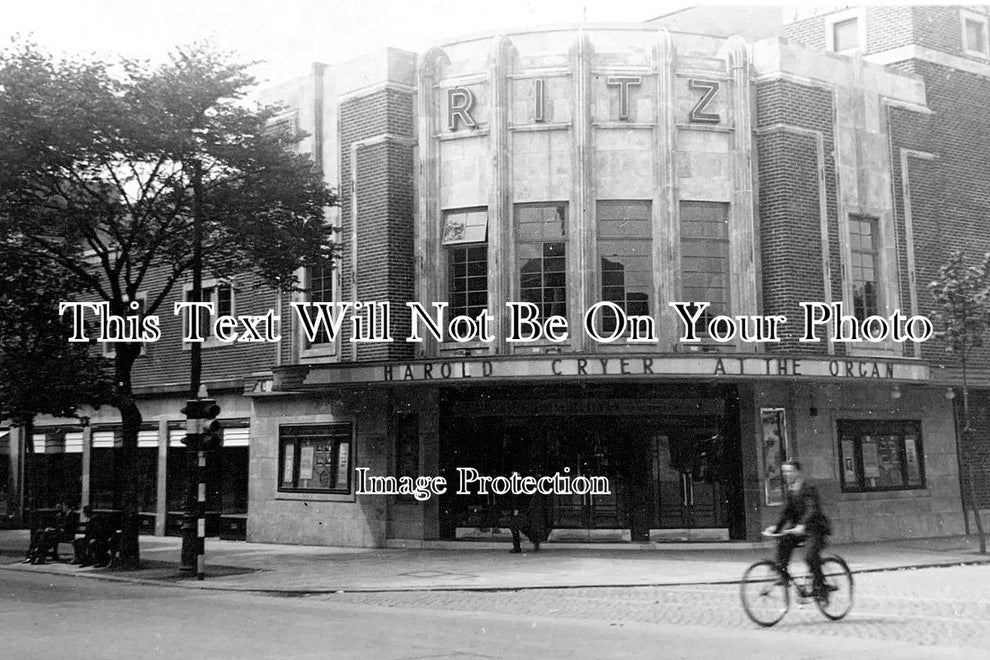 CU 1844 - The Ritz Cinema, Holker Street, Abbey Road, Barrow In Furnes ...