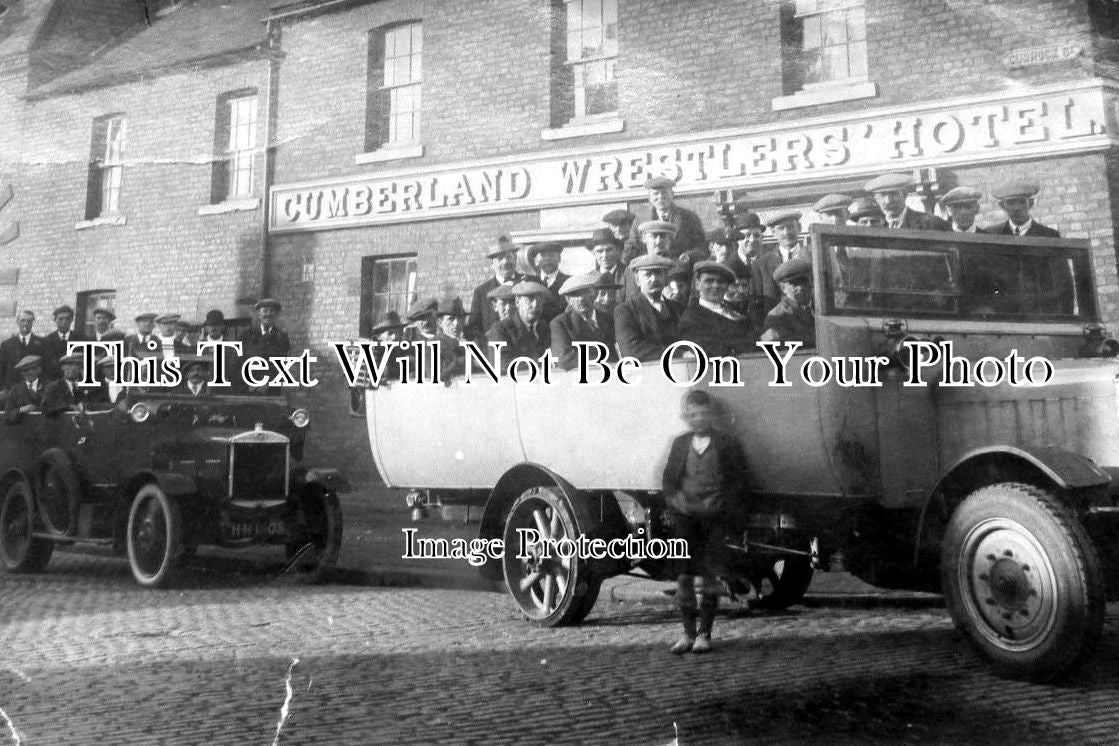 CU 629 - The Wrestlers At Wapping, Carlisle, Cumberland, Cumbria