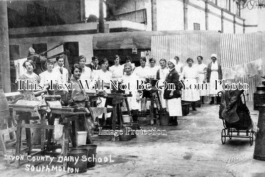 DE 1026 - South Molton Dairy School, Dartmoor, Devon
