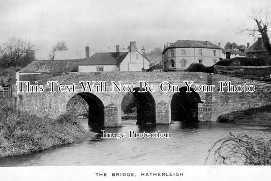DE 1055 - The Bridge, Hatherleigh, Devon c1912