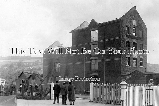 DE 1156 - Mill Fire, Station Road, Bovey Tracey, Devon