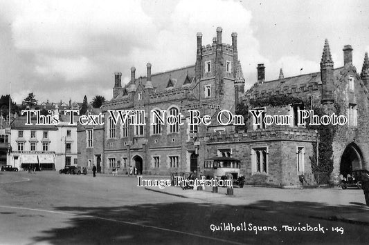 DE 1189 - Guildhall Square, Tavistock, Devon