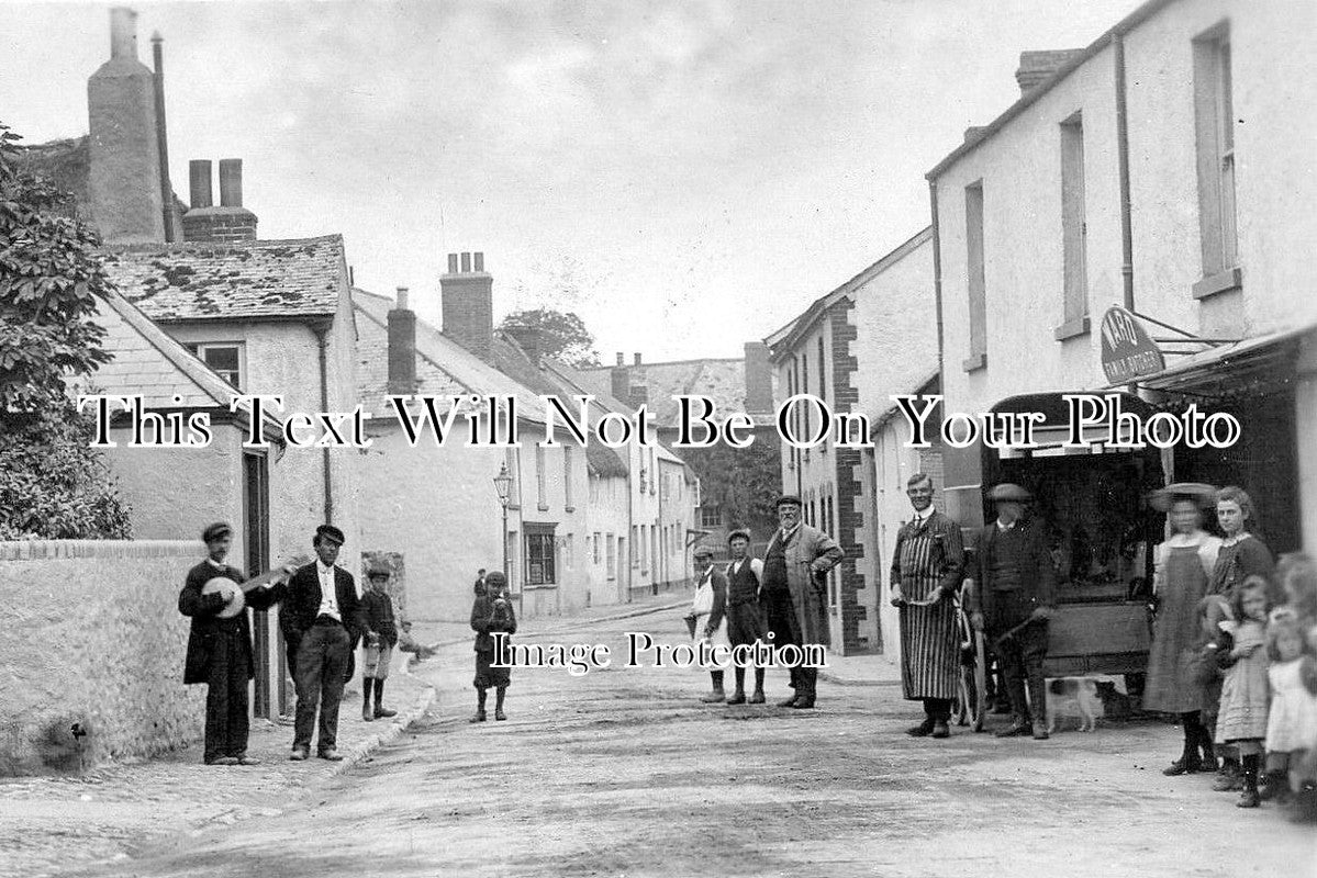 DE 1211 - Fore Street, Kingsteignton, Devon