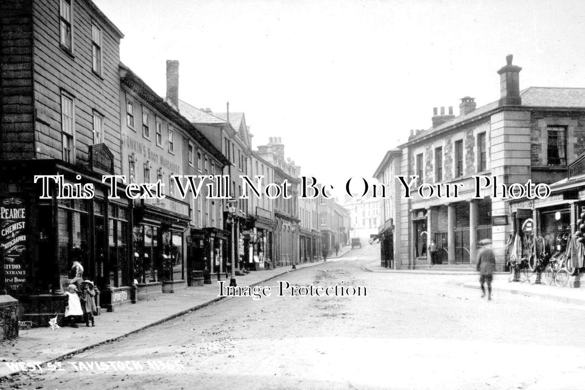 DE 1320 - West Street, Tavistock, Devon