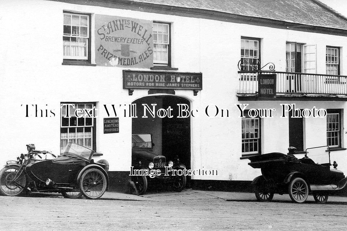 DE 1344 - The London Hotel, Hatherleigh, Devon