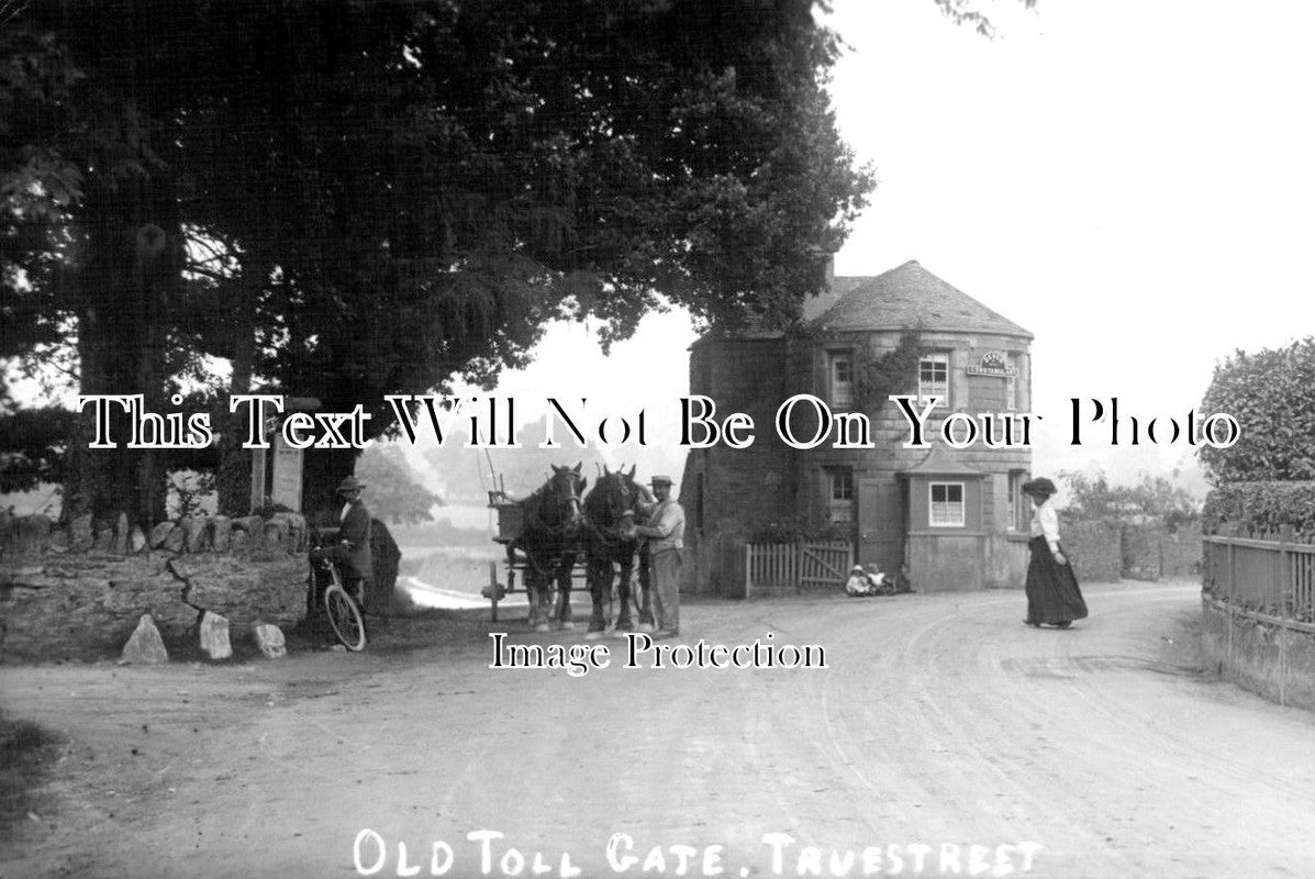 DE 1355 - Old Toll Gate, Truestreet, Devon