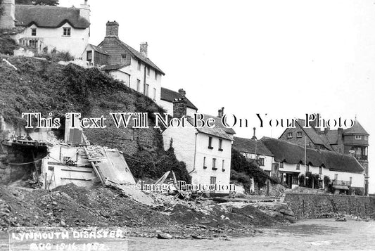 DE 1375 - Lynmouth Flood Disaster, Devon 1952