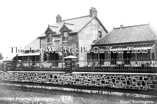 DE 1475 - The Cottage Hospital, Torrington, Devon