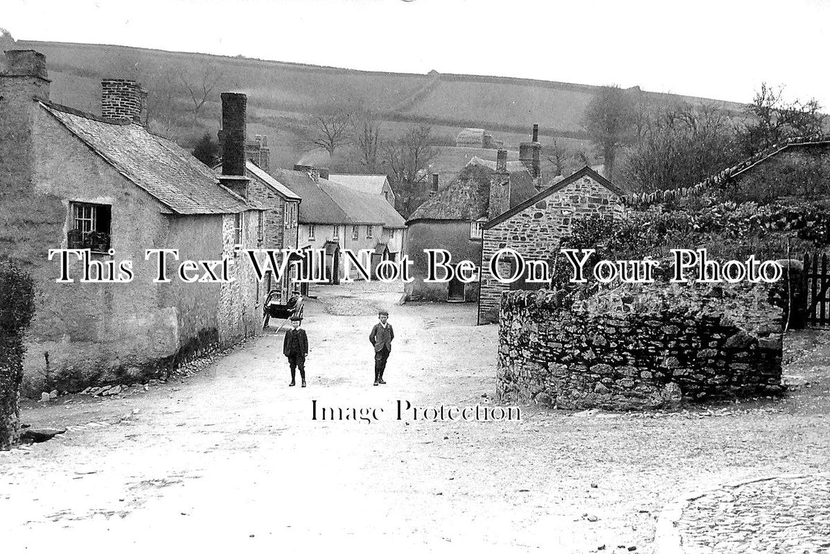 DE 1575 - South Pool, Devon c1907