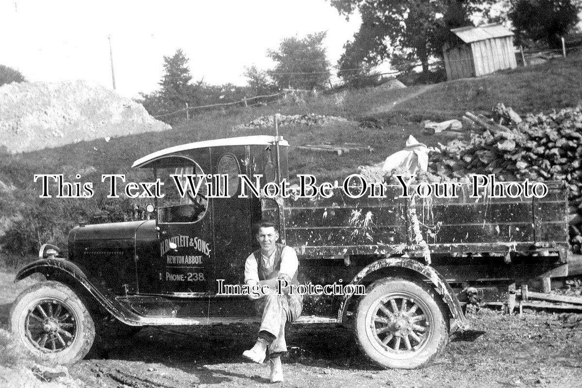 DE 1711 - Bartlett & Sons, Newton Abbot, Devon