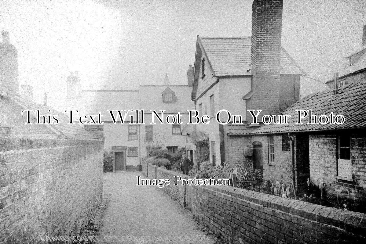 DE 1712 - Lambs Court, Ottery St Mary, Devon