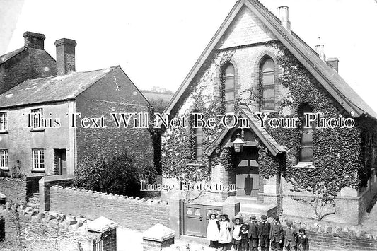 DE 1815 - Ermington Village, Ivybridge, Devon c1906