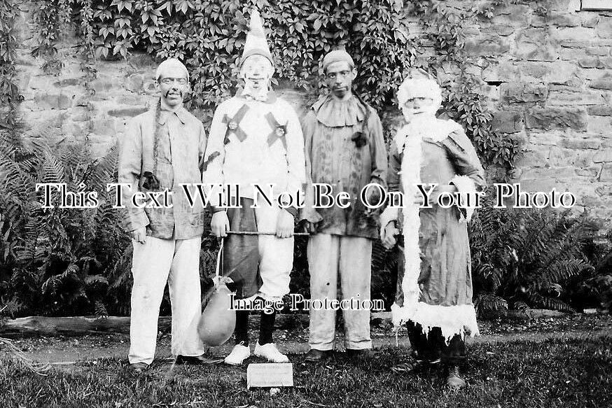 DE 1946 - Tiverton Carnival Fancy Dress, Devon 1906
