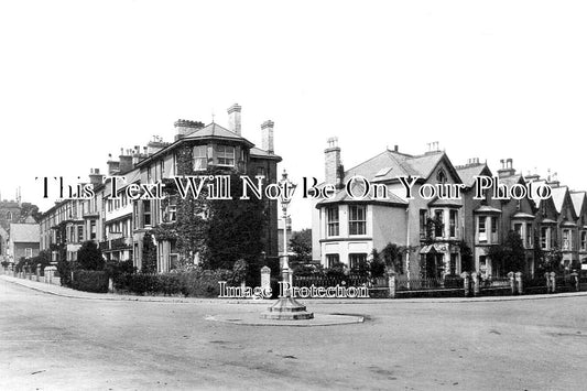 DE 2035 - Barton Crescent, Dawlish, Devon c1914