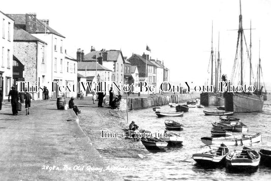 DE 2037 - The Old Quay, Appledore, Devon